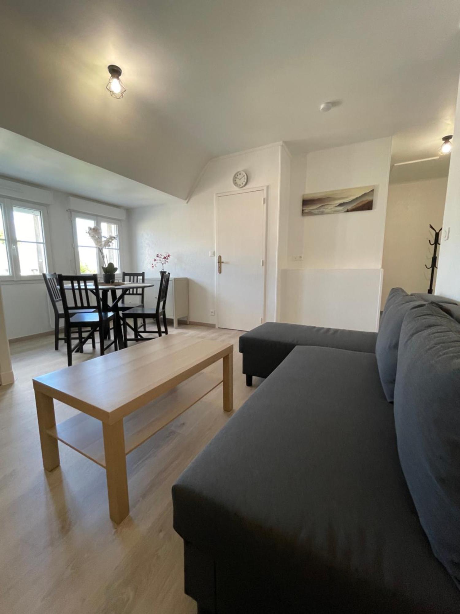 Appartement Renove Tout Equipe, Centre Ville, Proche De La Gare Et Commerce Flers  Esterno foto